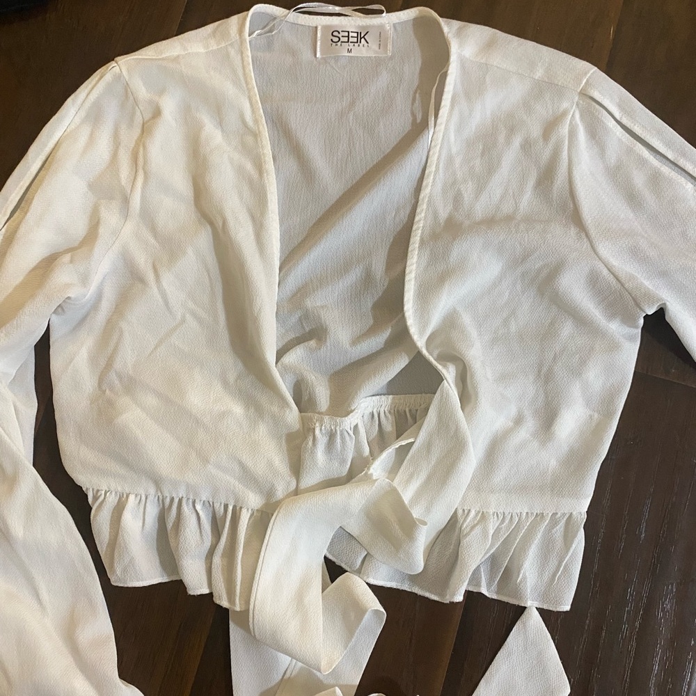 LF crop ruffled tie top